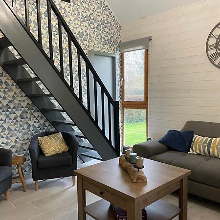 Cottage Chaleureux Dans Domaine Prive Signy-le-Petit Luaran gambar