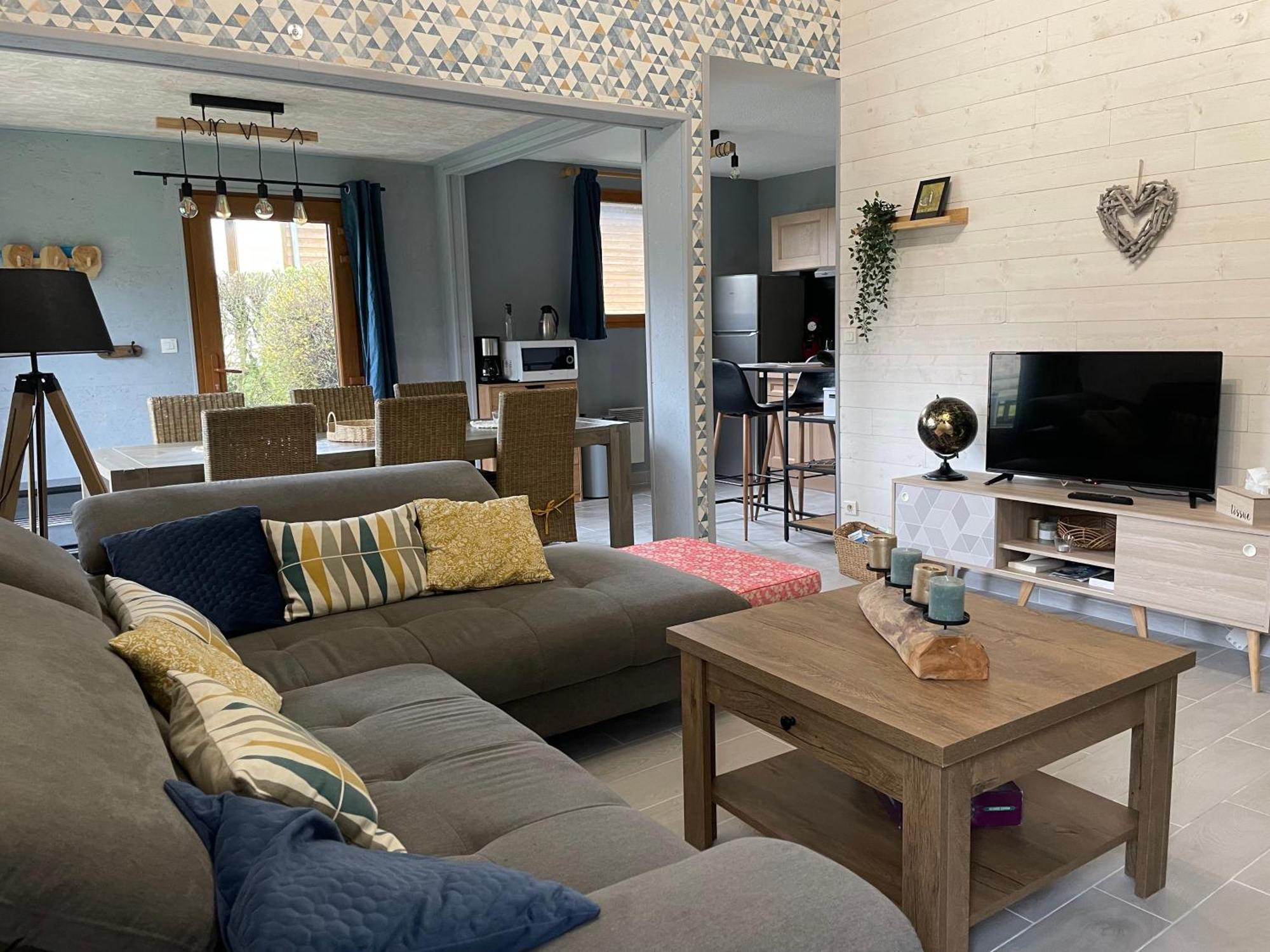 Cottage Chaleureux Dans Domaine Prive Signy-le-Petit Luaran gambar