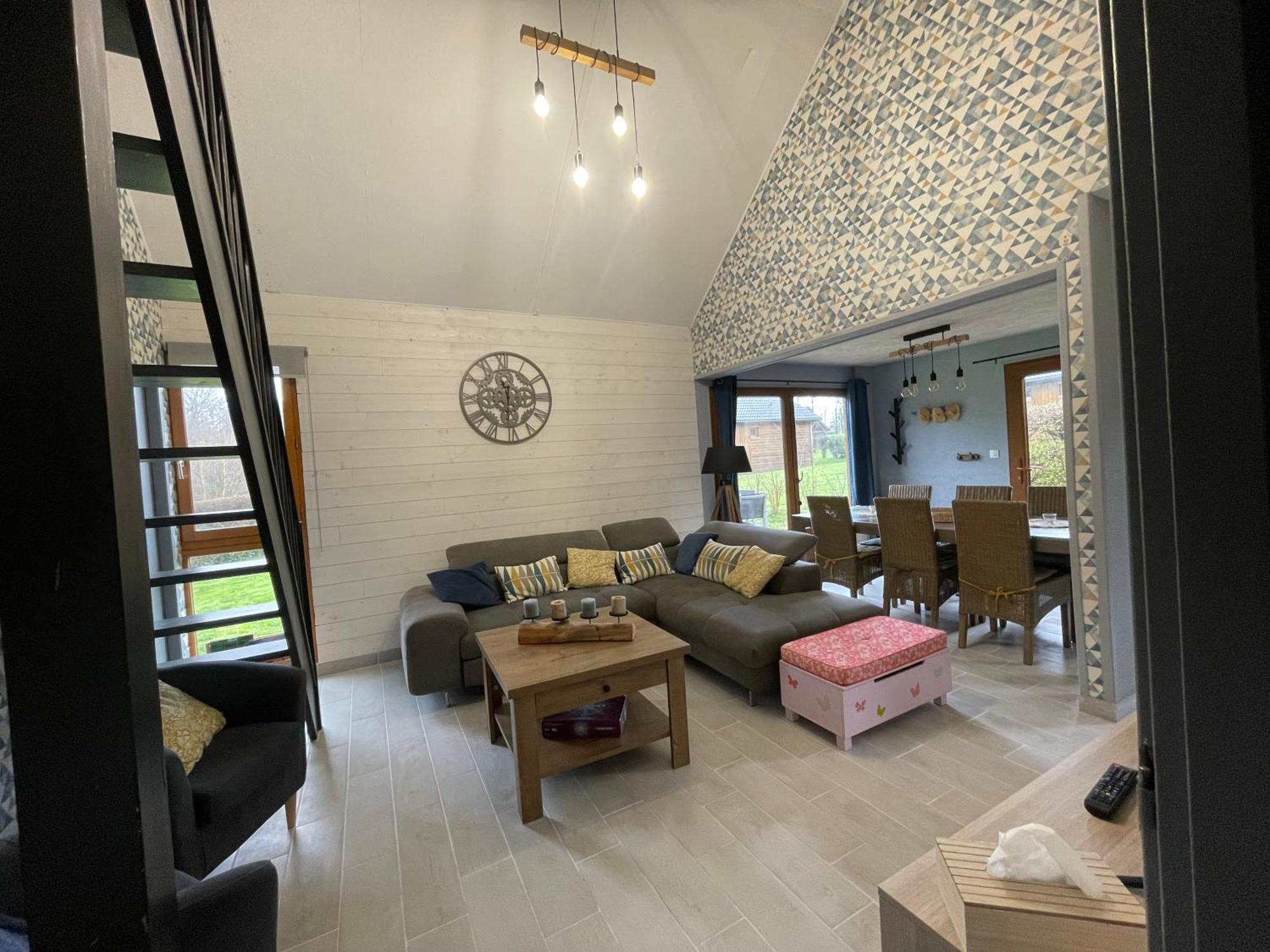 Cottage Chaleureux Dans Domaine Prive Signy-le-Petit Luaran gambar