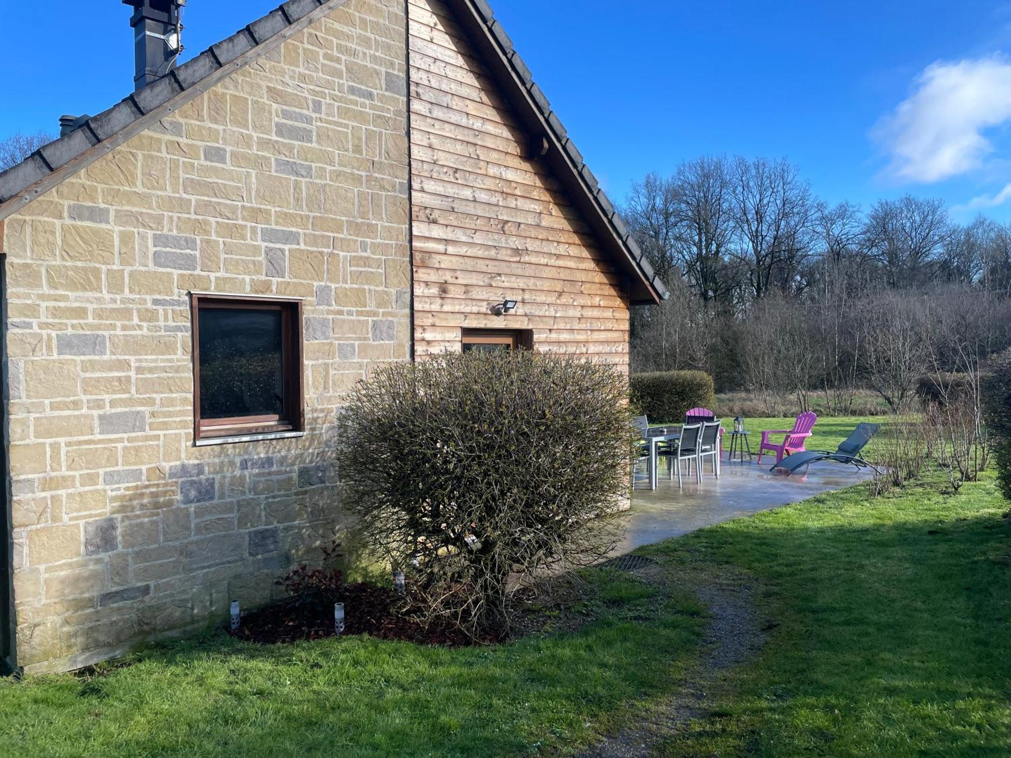 Cottage Chaleureux Dans Domaine Prive Signy-le-Petit Luaran gambar